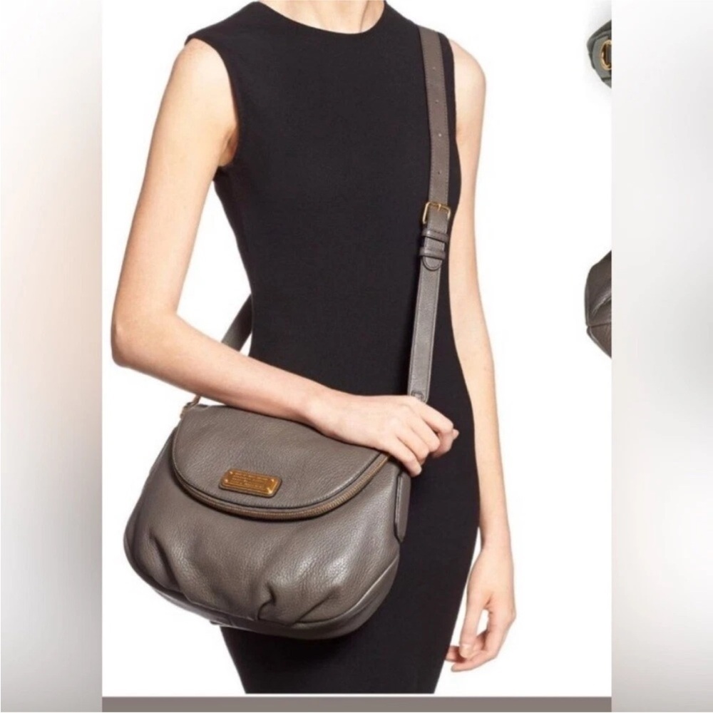Marc by Marc Jacobs Pebbled Leather Crossbody- Taupe Grey
MSRP $350 EUC - Picture 1 of 8